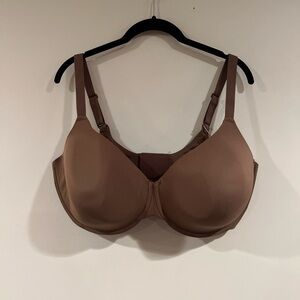 BNWT Skims everyday T-shirt bra size 42DDDD